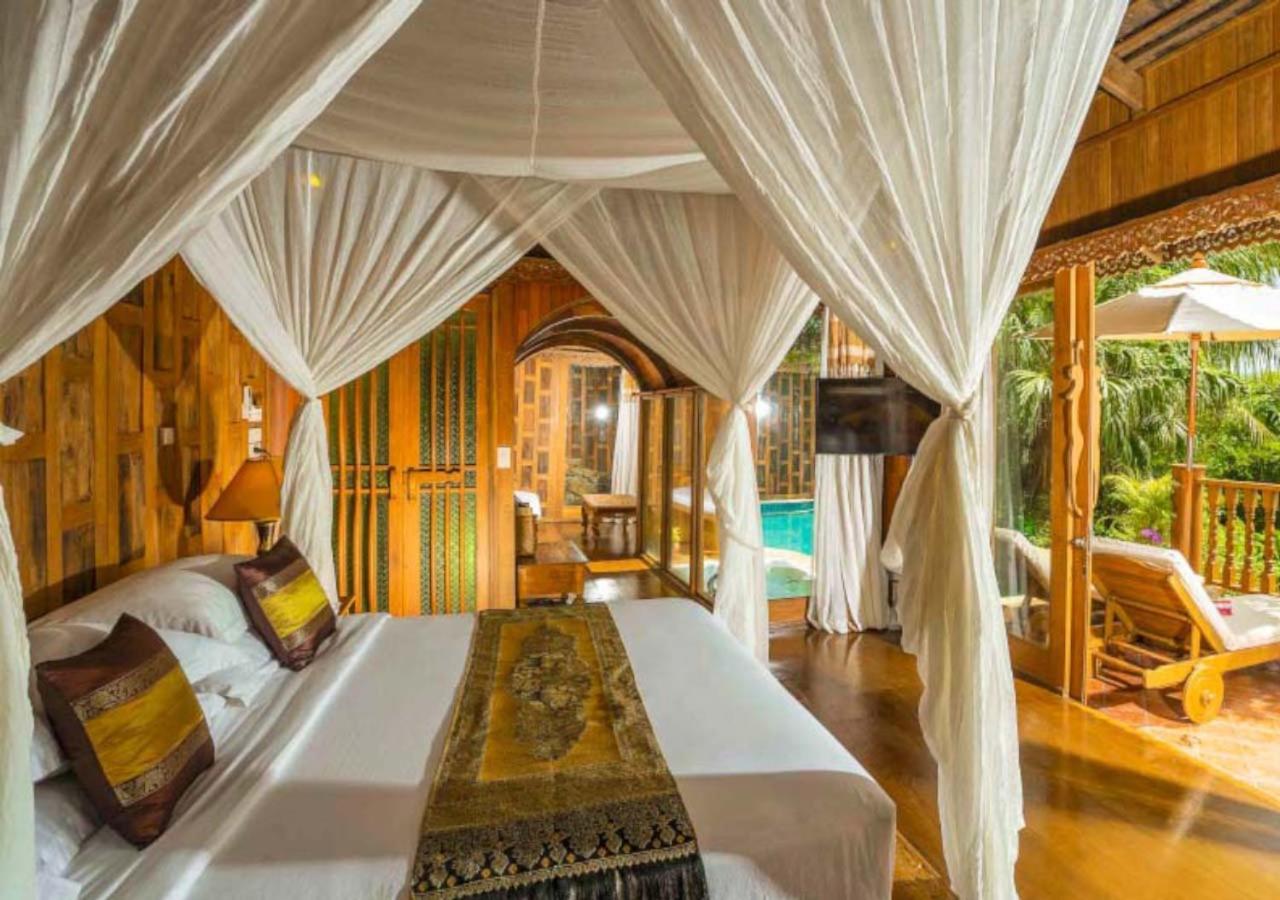 Santhiya Koh Phangan Resort And Spa Exterior photo A bedroom at the resort